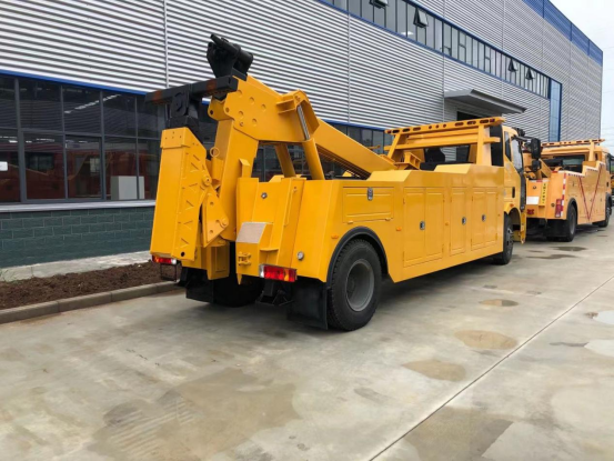 國(guó)六解放J6拖吊聯(lián)體黃牌清障車